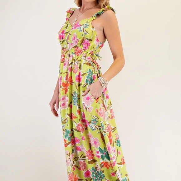 💕 NEW! Easel Floral Maxi Dress in Green and Pink - Picture 2 of 6